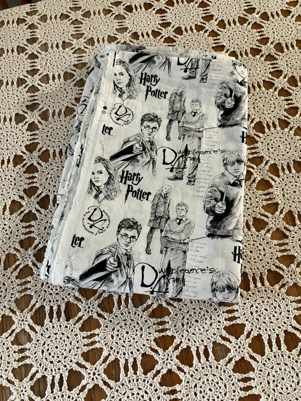 New 4Yrds Harry Potter Black & White Dumbledore’s Army Cotton Fabric